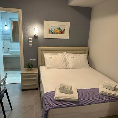 Avra Comfort Rooms Nea Poteidaia Bagian luar foto