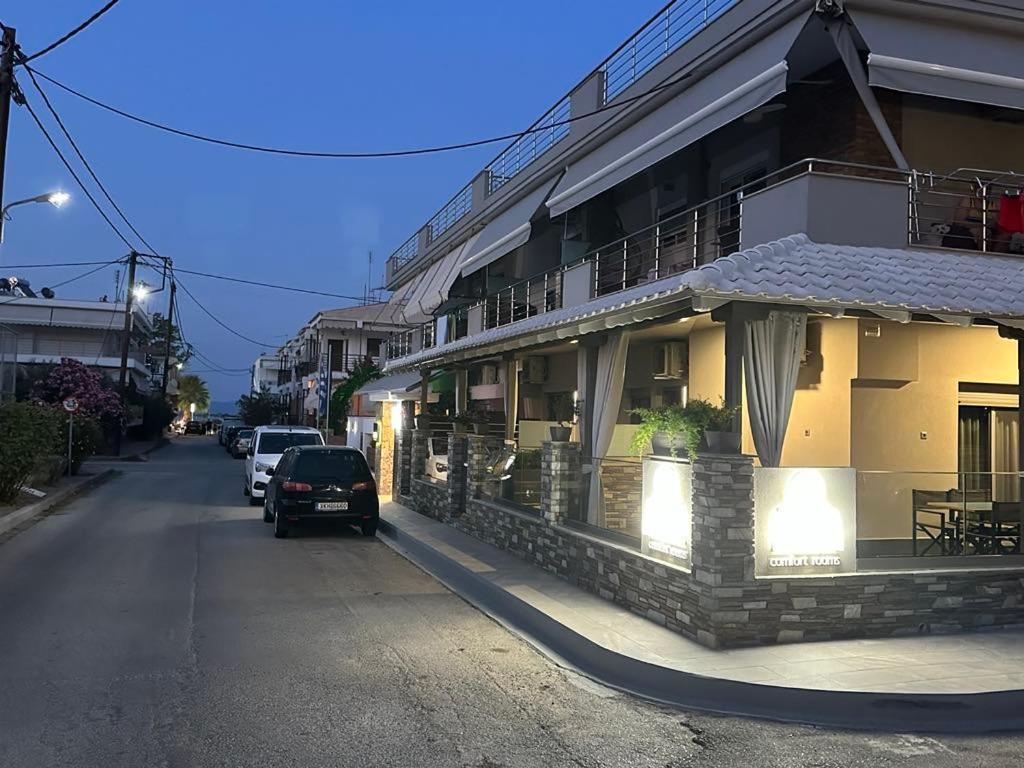Avra Comfort Rooms Nea Poteidaia Bagian luar foto