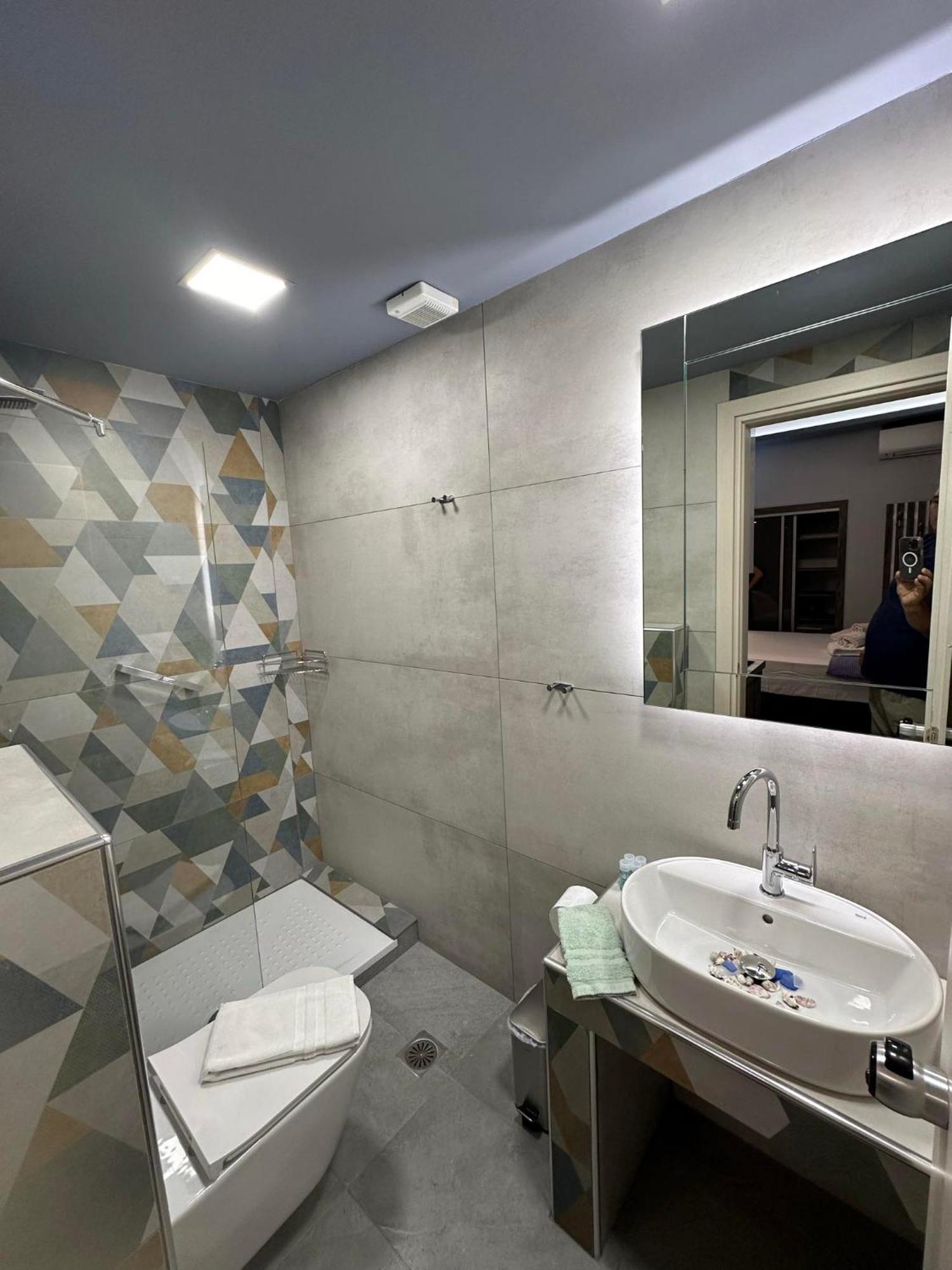 Avra Comfort Rooms Nea Poteidaia Bagian luar foto