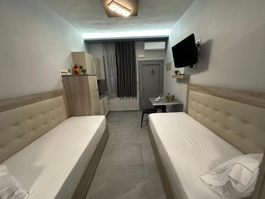 Avra Comfort Rooms Nea Poteidaia Bagian luar foto