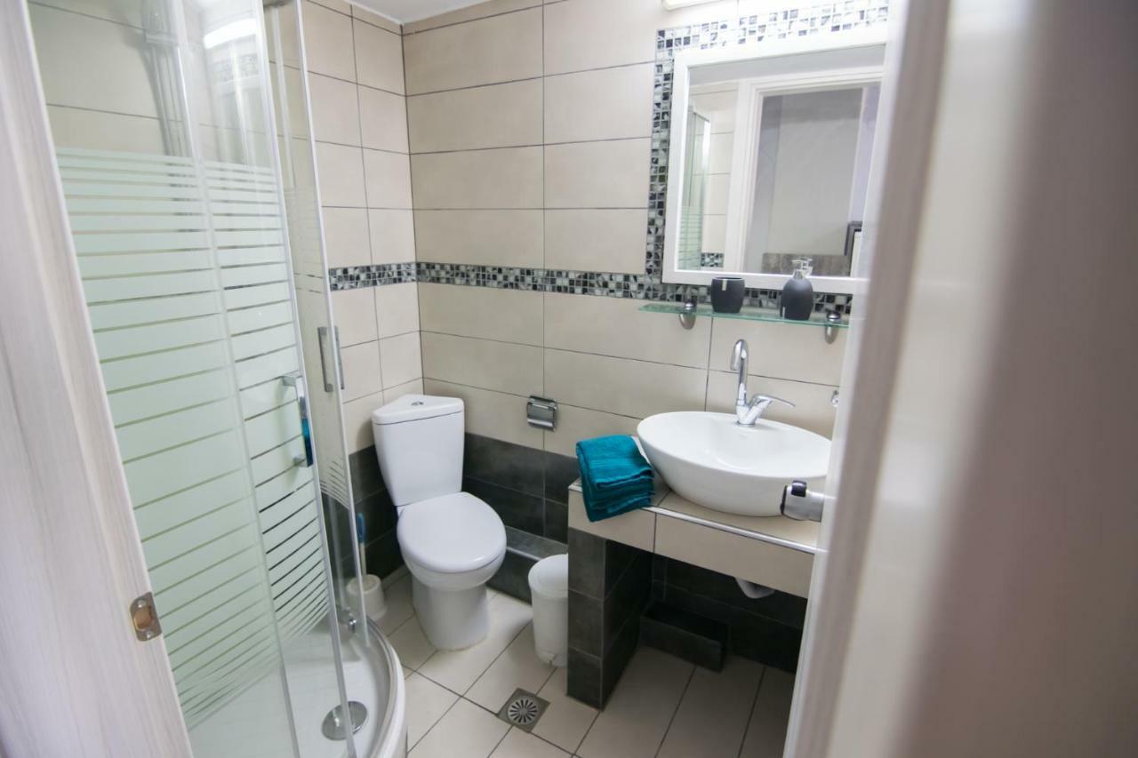 Avra Comfort Rooms Nea Poteidaia Bagian luar foto